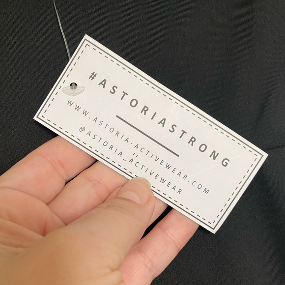 Astoria LUXE Scrunch Bow Legging - Black- Size L - Picture 6 of 6